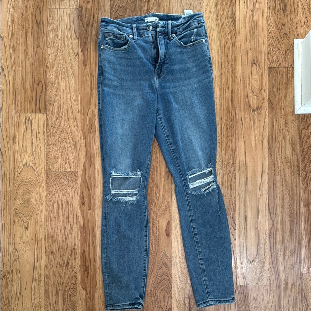 Good American Good leg medium wash is Distressed skinny Jeans, size 6/28